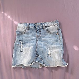 denim skirt